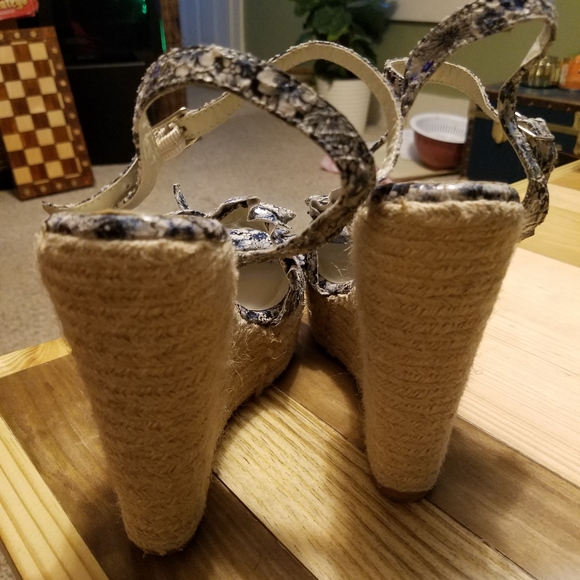 Mojo Moxy wedges - Picture 2 of 6